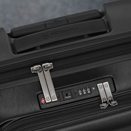 Куфар Victorinox Spectra Pro, Medium Case, Black